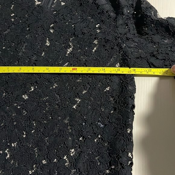 ‼️2/25 sale: Sandro Black Floral Lace Top- Size 1 - Picture 7 of 11